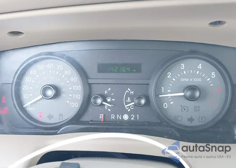 2007 Mercury Grand Marquis Gs from USA, damaged, VIN 2MEFM74V87X620456